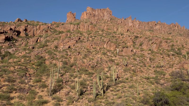 Superstition Mountains - Phoenix Travel